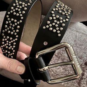 New Guess studded belt